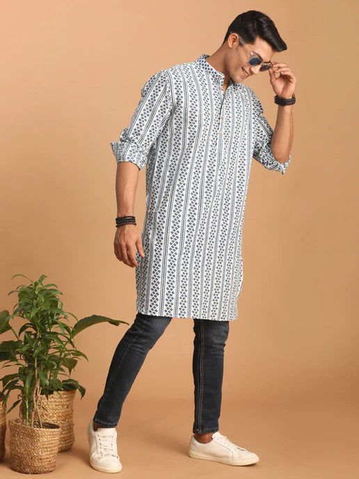 Men's White and Blue Geometrical Striped Printed Curved Kurta