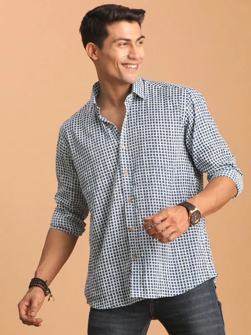 MEN'S BLUE AND WHITE CHECK BOX PRINTED SHORT SLEEVE SHIRT